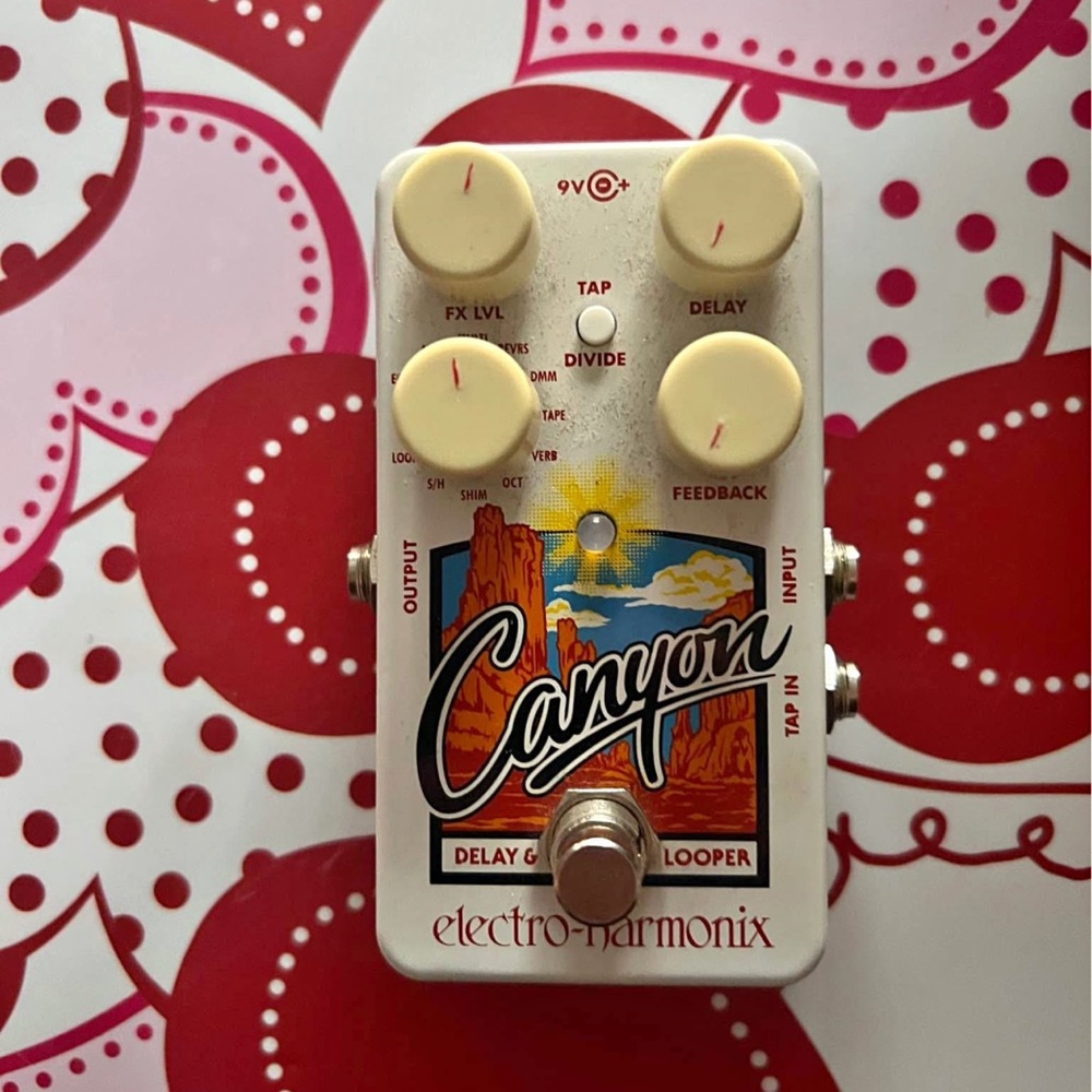 Canyon guitar petal